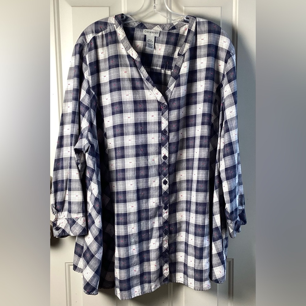 Catherines Navy and White Plaid Shirt Size 26/28WP